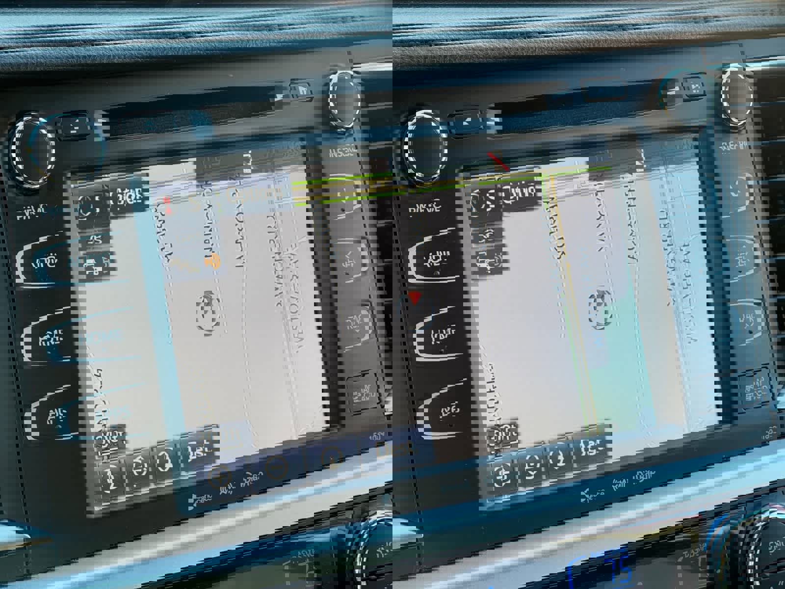 Used 2019 Toyota Highlander XLE image 25