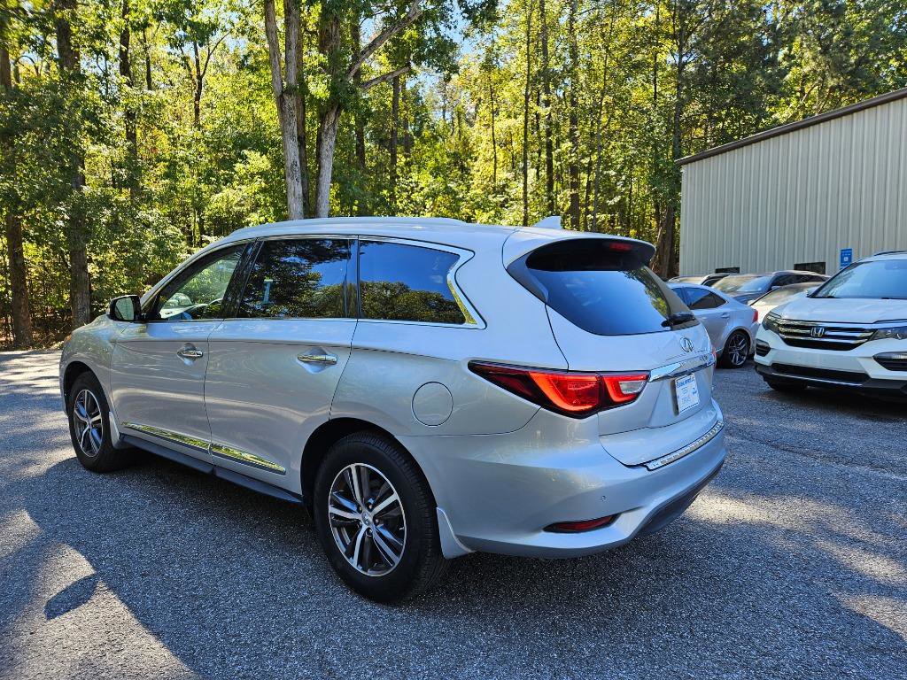 Used 2017 INFINITI QX60 AWD w/ Premium Plus Package image 4