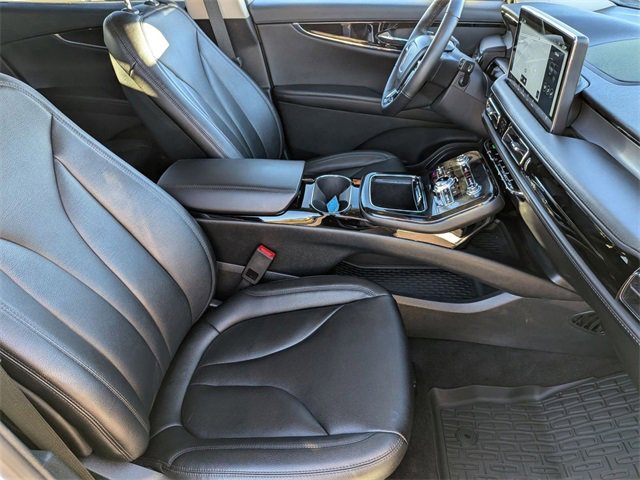 Certified 2023 Lincoln Nautilus AWD w/ Premium Package image 31