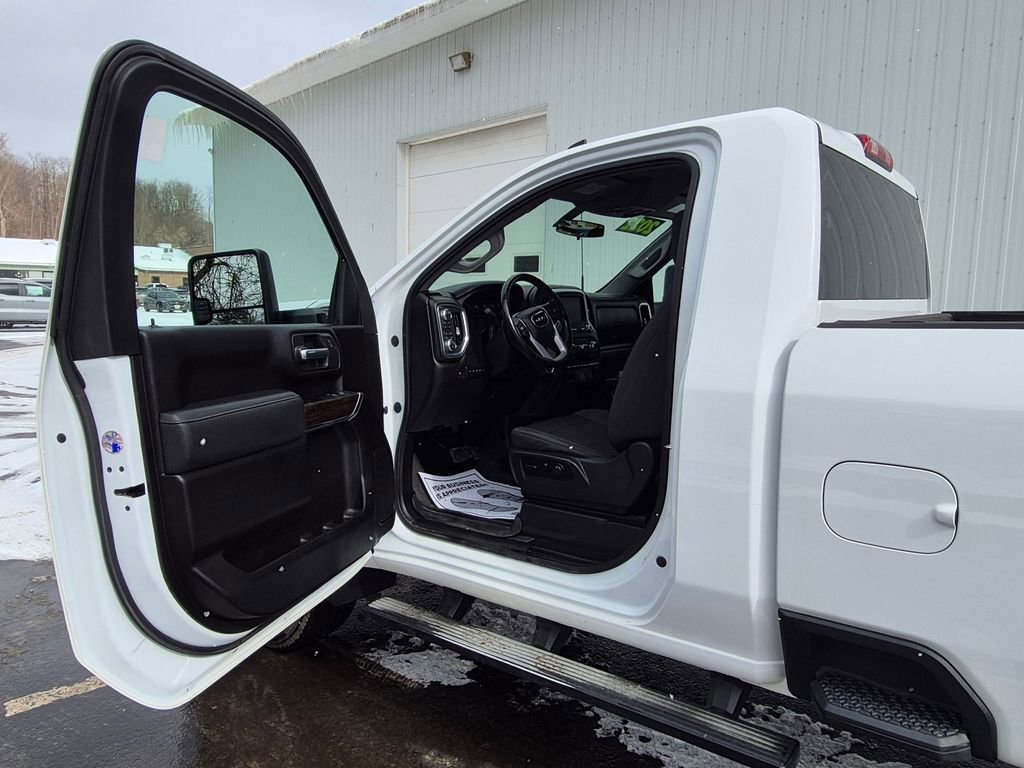 Used 2022 GMC Sierra 3500 SLE w/ SLE Convenience Package image 9