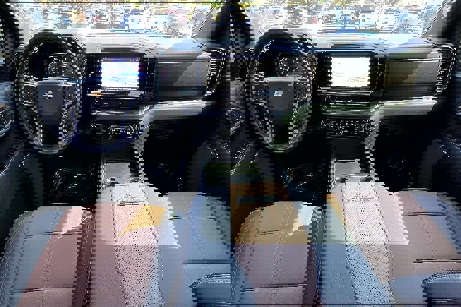 Used 2024 Chevrolet Silverado 3500 High Country w/ High Country Premium Package image 14