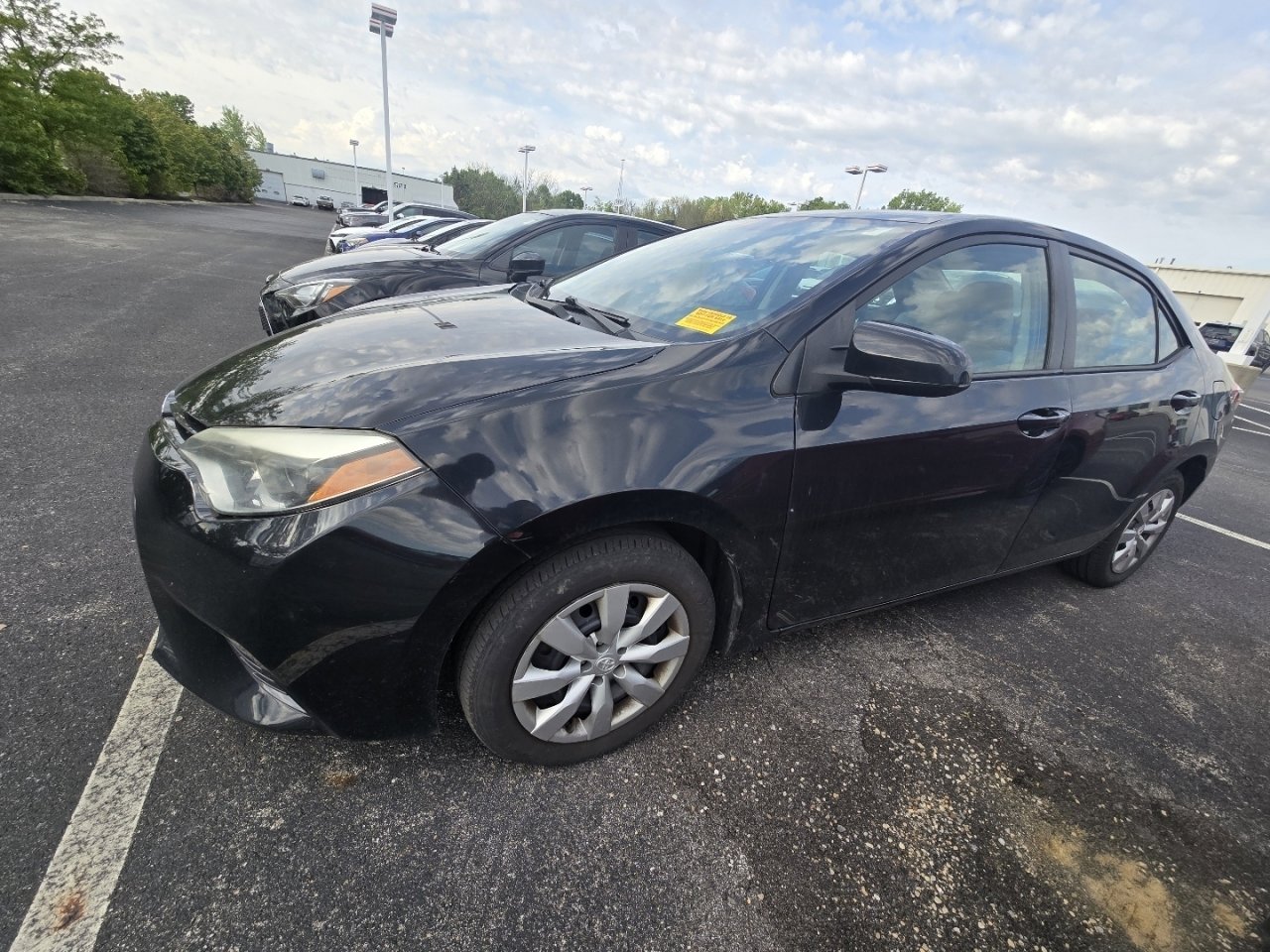 Used 2016 Toyota Corolla LE FWD image 4