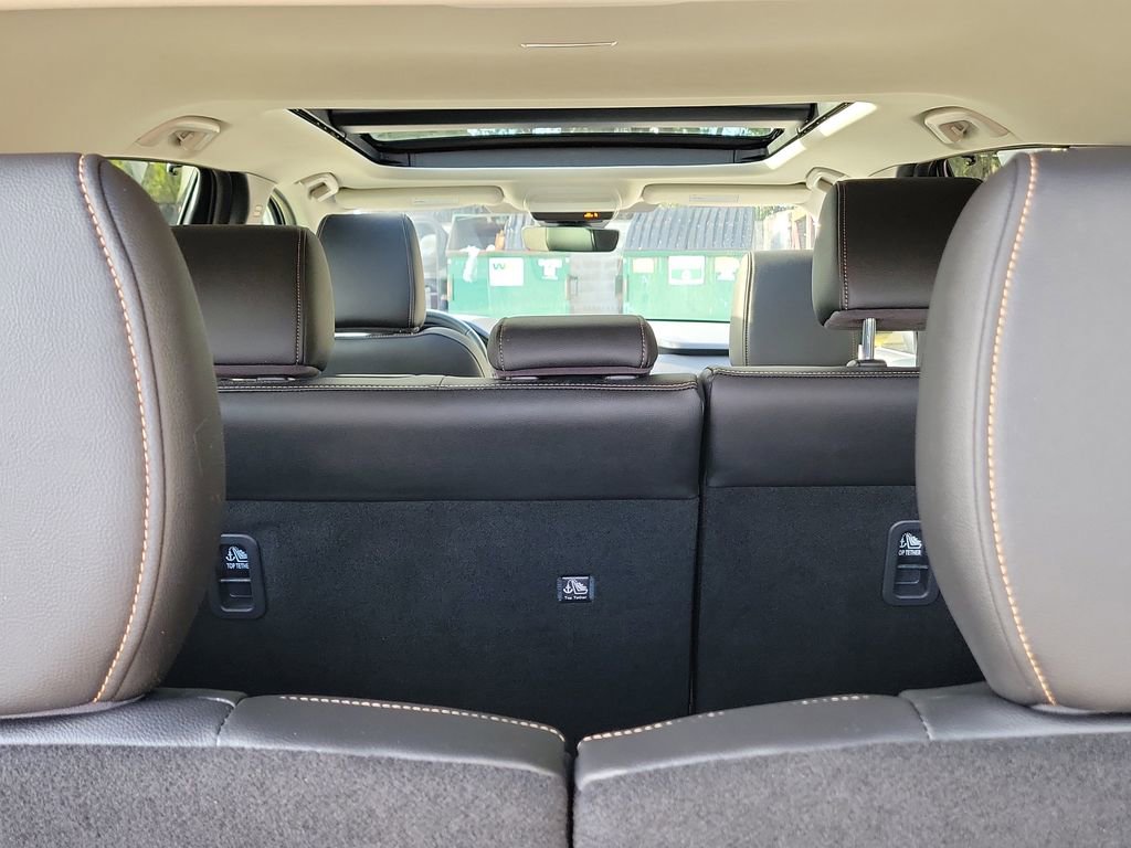 Certified 2025 MAZDA CX-90 Plug-In Hybrid w/Premium Sport image 11