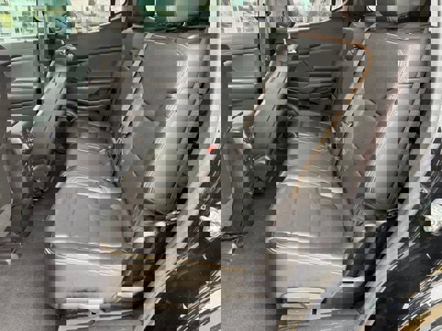 Used 2023 GMC Acadia AT4 w/ Technology Package image 10