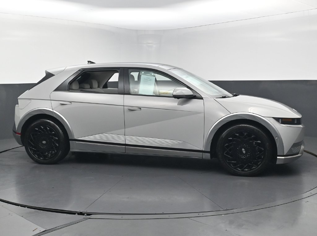 Used 2023 Hyundai Ioniq 5 Limited AWD/4WD image 7