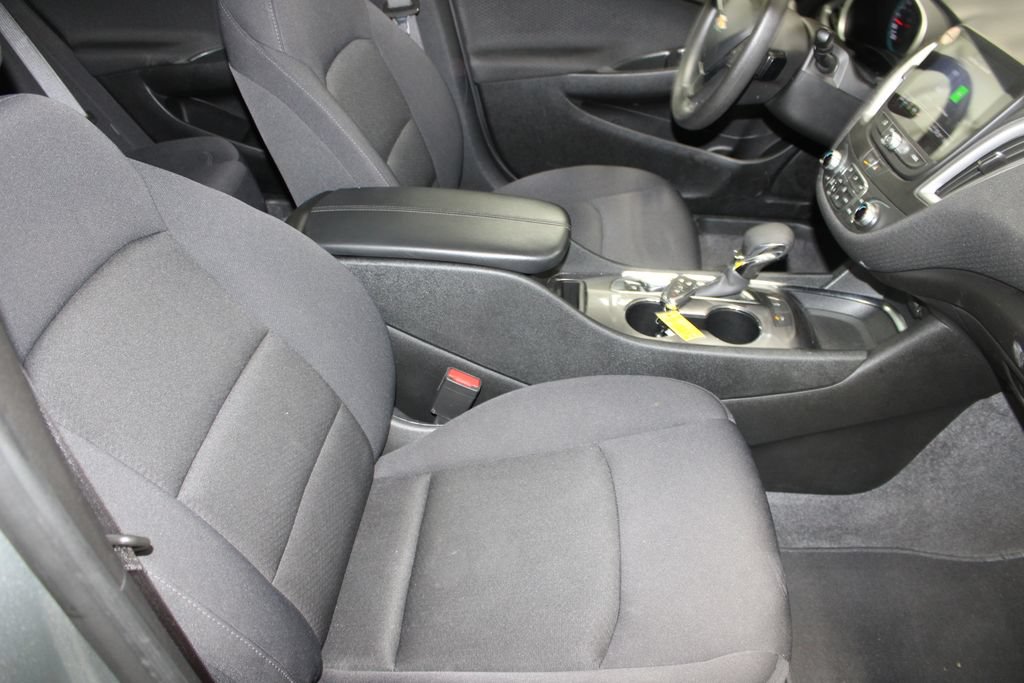 Used 2025 Chevrolet Malibu LT FWD image 19