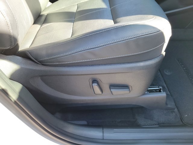 Used 2022 Kia Telluride EX w/ EX Premium Package image 7