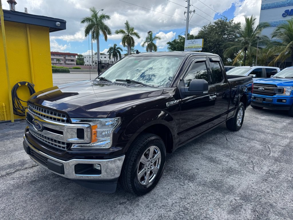 Used 2019 Ford F150 XLT w/ Equipment Group 302A Luxury RWD image 2