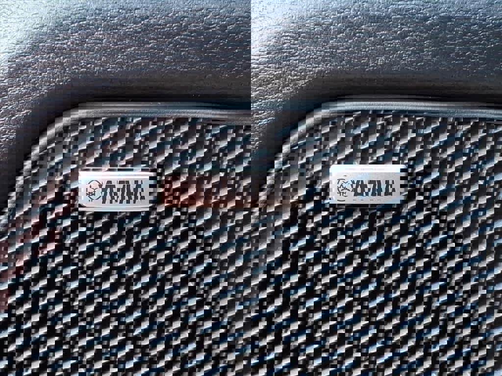 New 2026 Mitsubishi Outlander SEL image 13