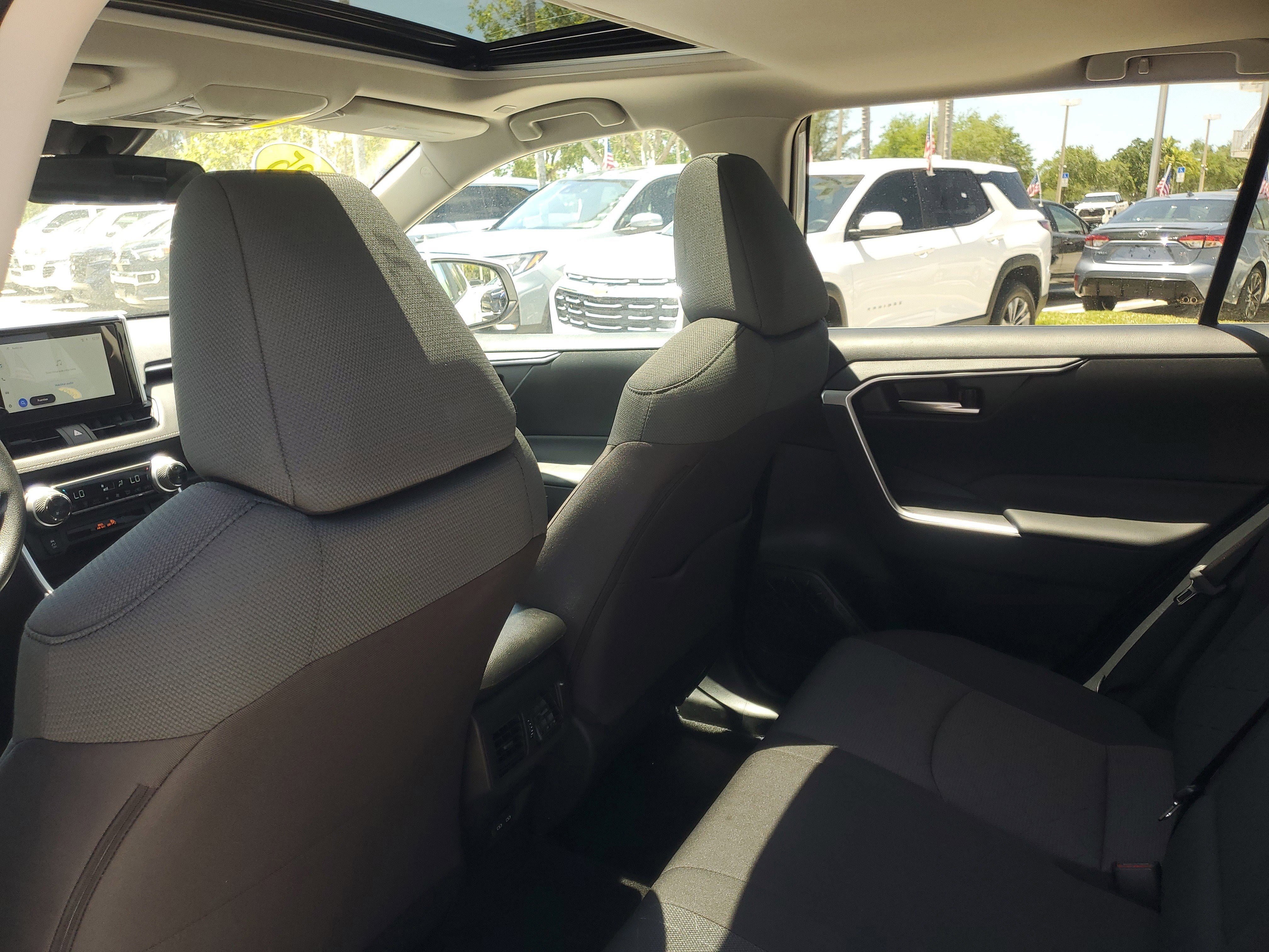 Used 2025 Toyota RAV4 XLE w/ Convenience Package image 13