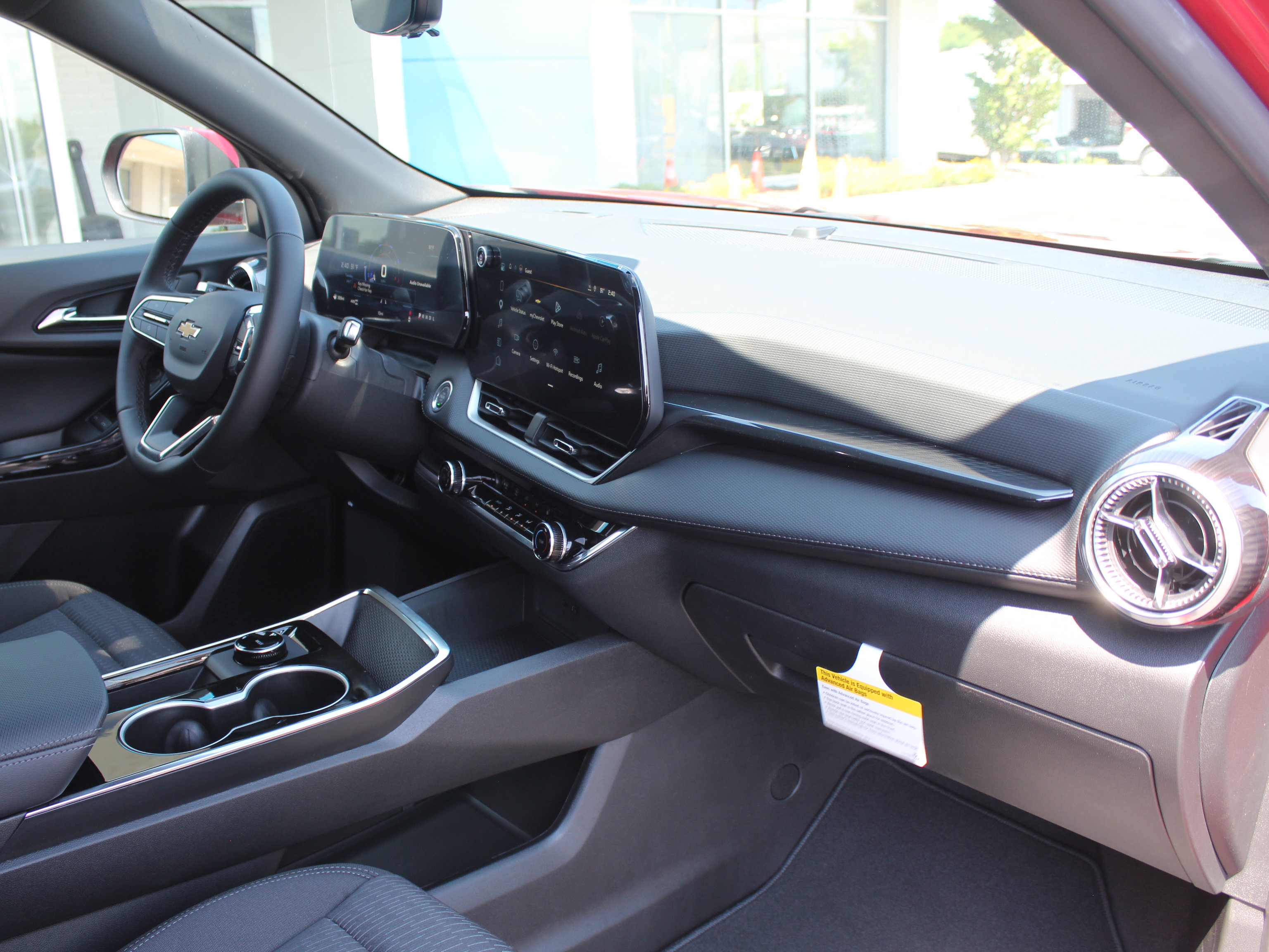 New 2027 Chevrolet Equinox LT w/ Safety and Technology Package AWD/4WD image 14