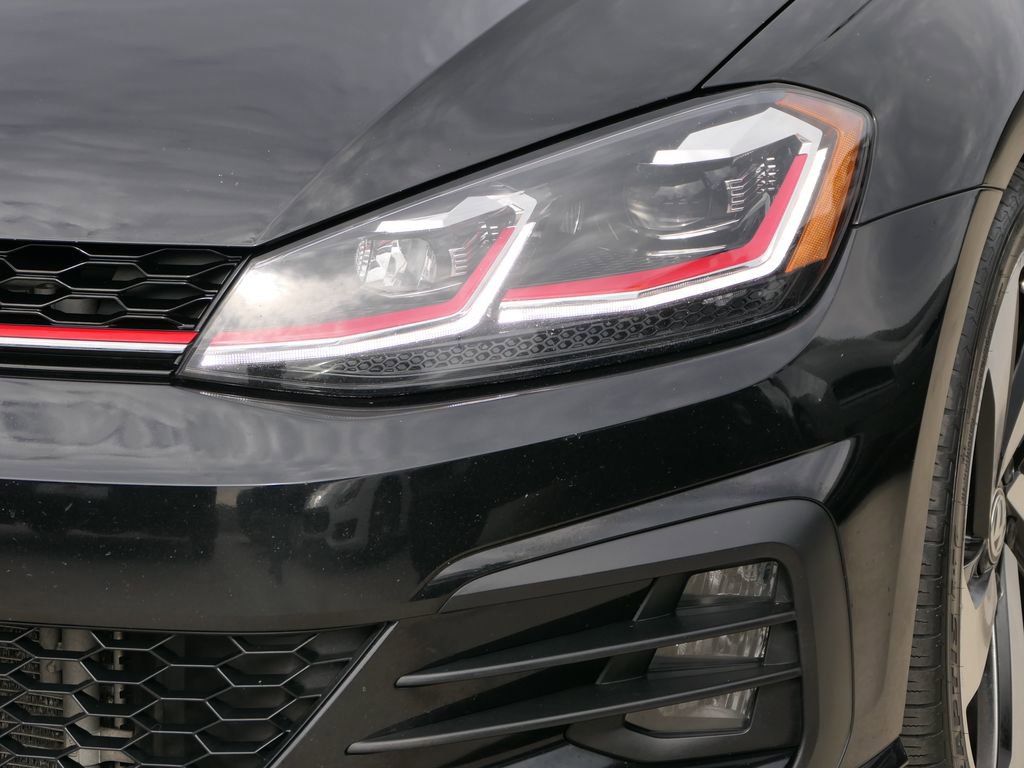 Used 2018 Volkswagen GTI SE image 8