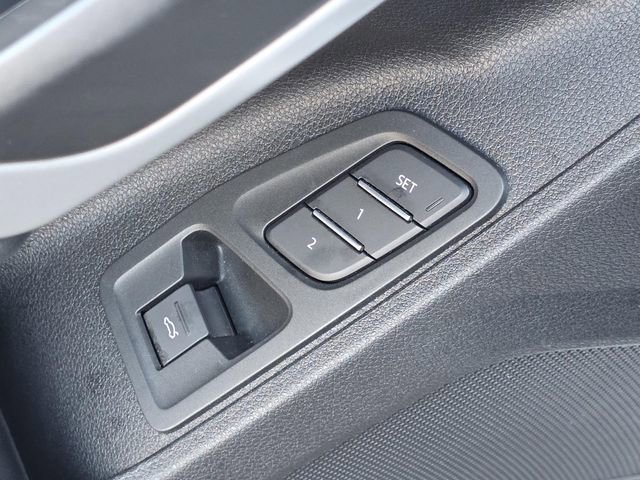Used 2024 Audi Q3 2.0T Premium image 34