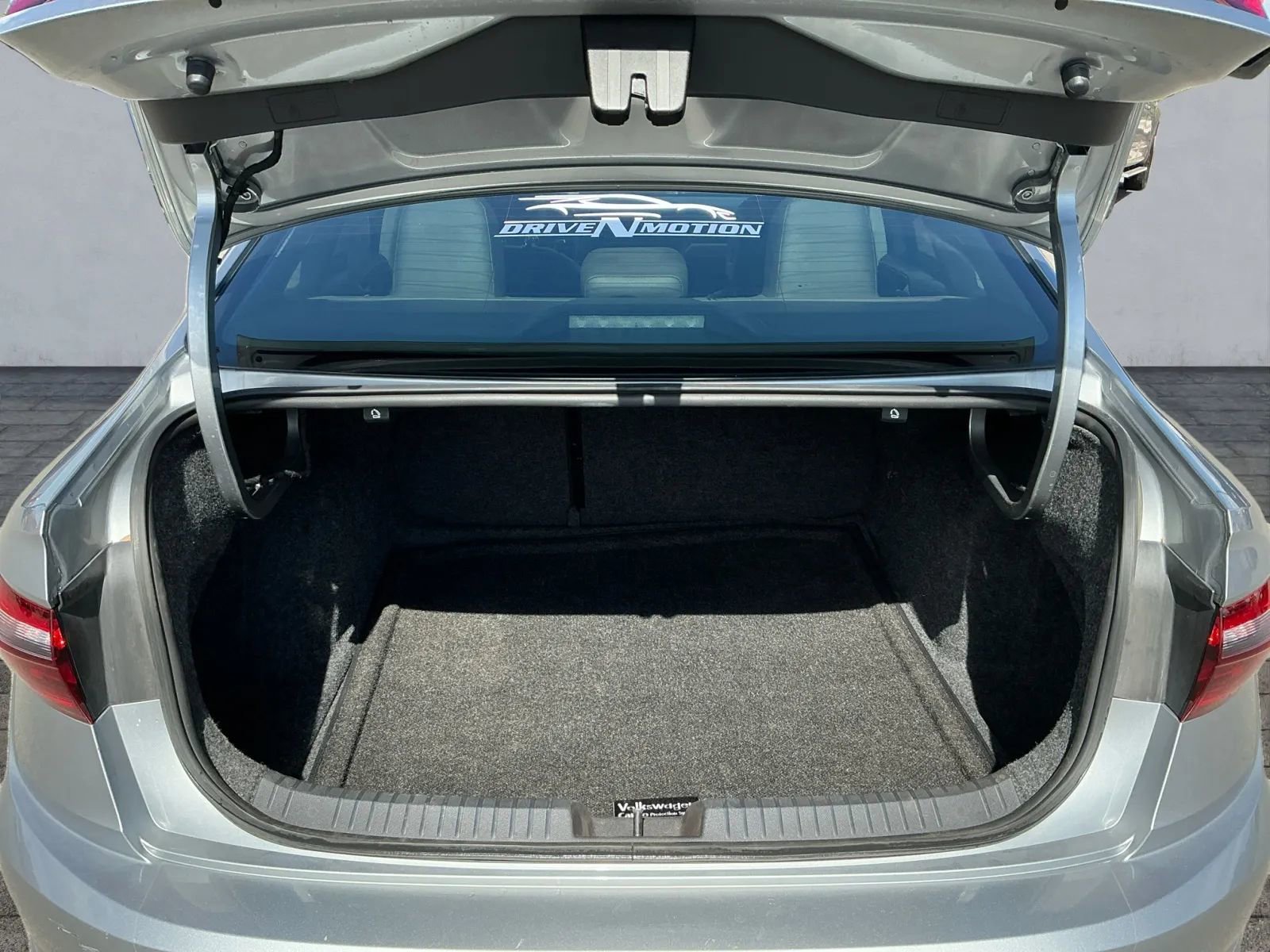 Used 2020 Volkswagen Jetta S image 18