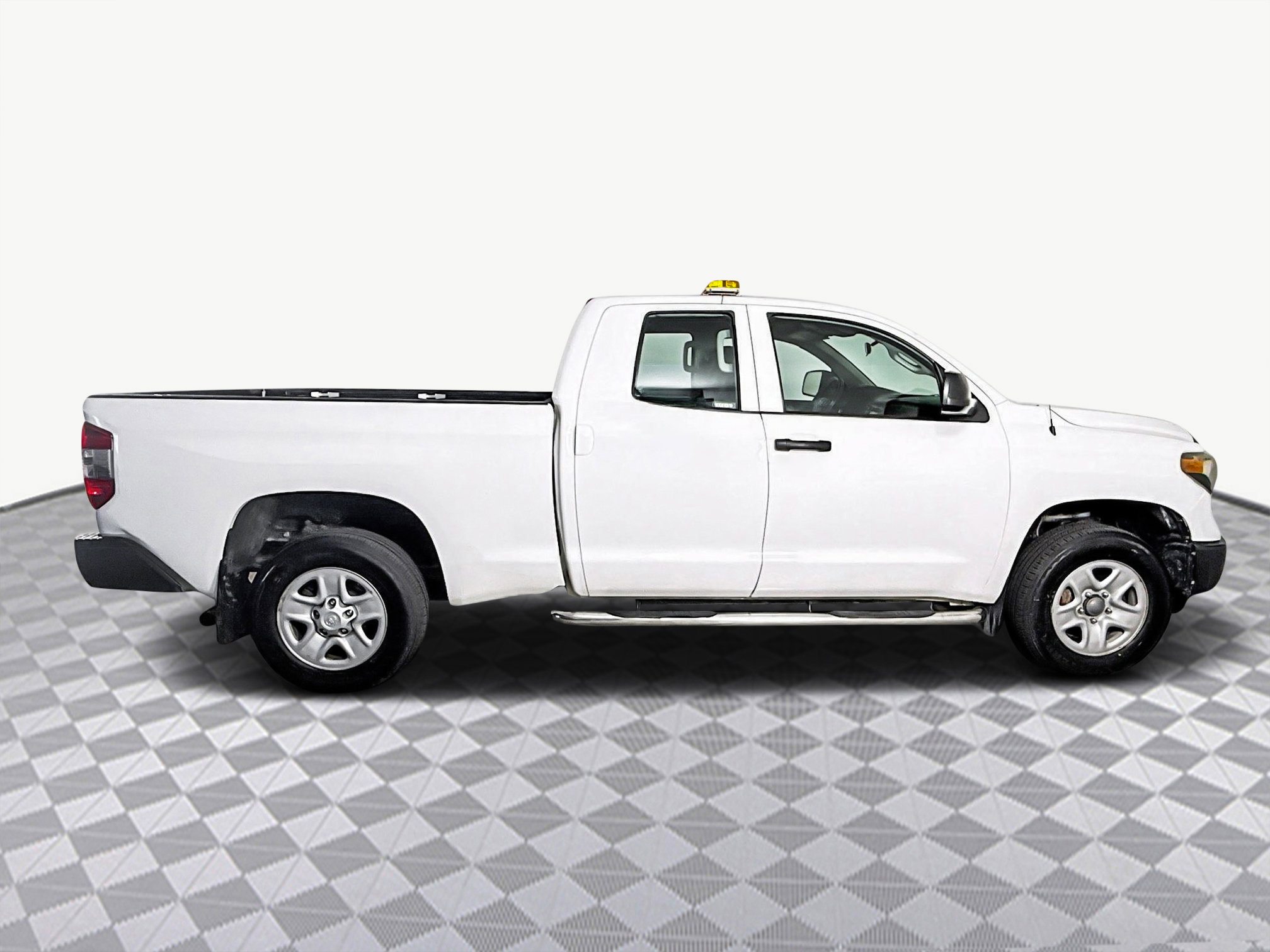 Used 2018 Toyota Tundra Limited image 11