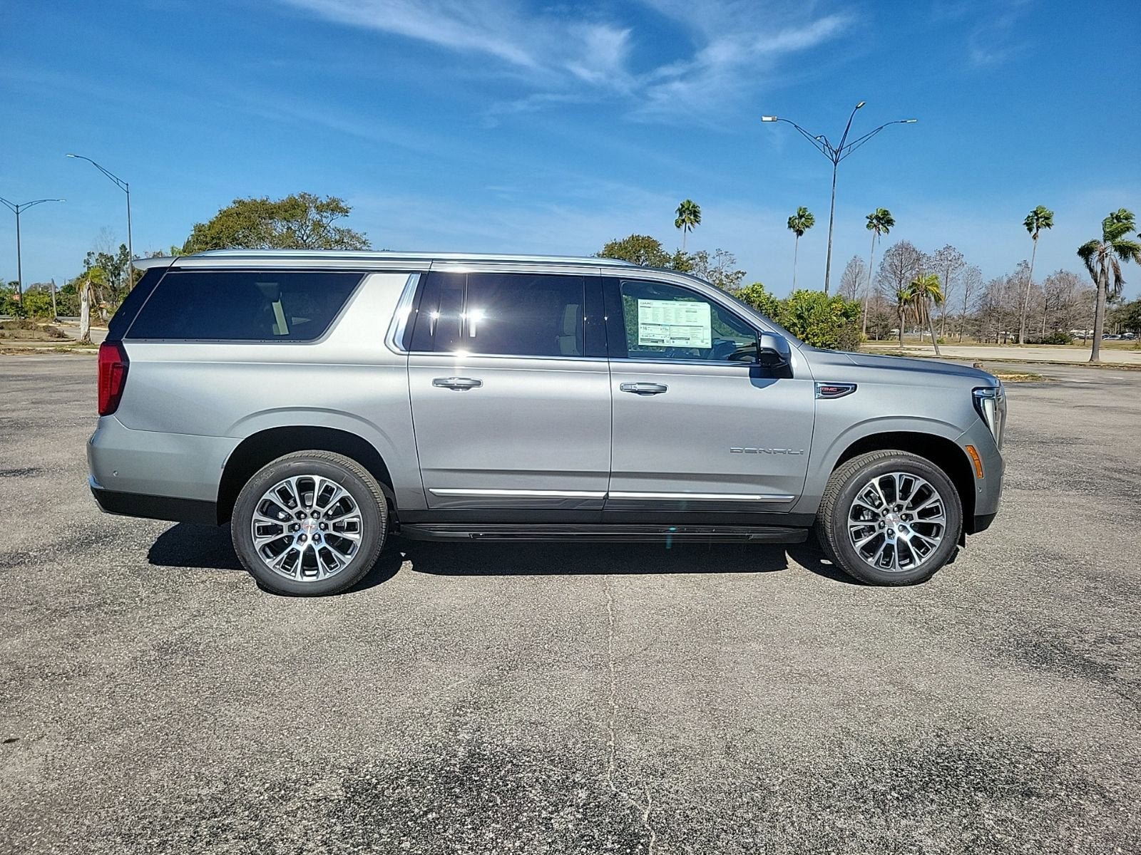 New 2026 GMC Yukon XL Denali RWD image 4