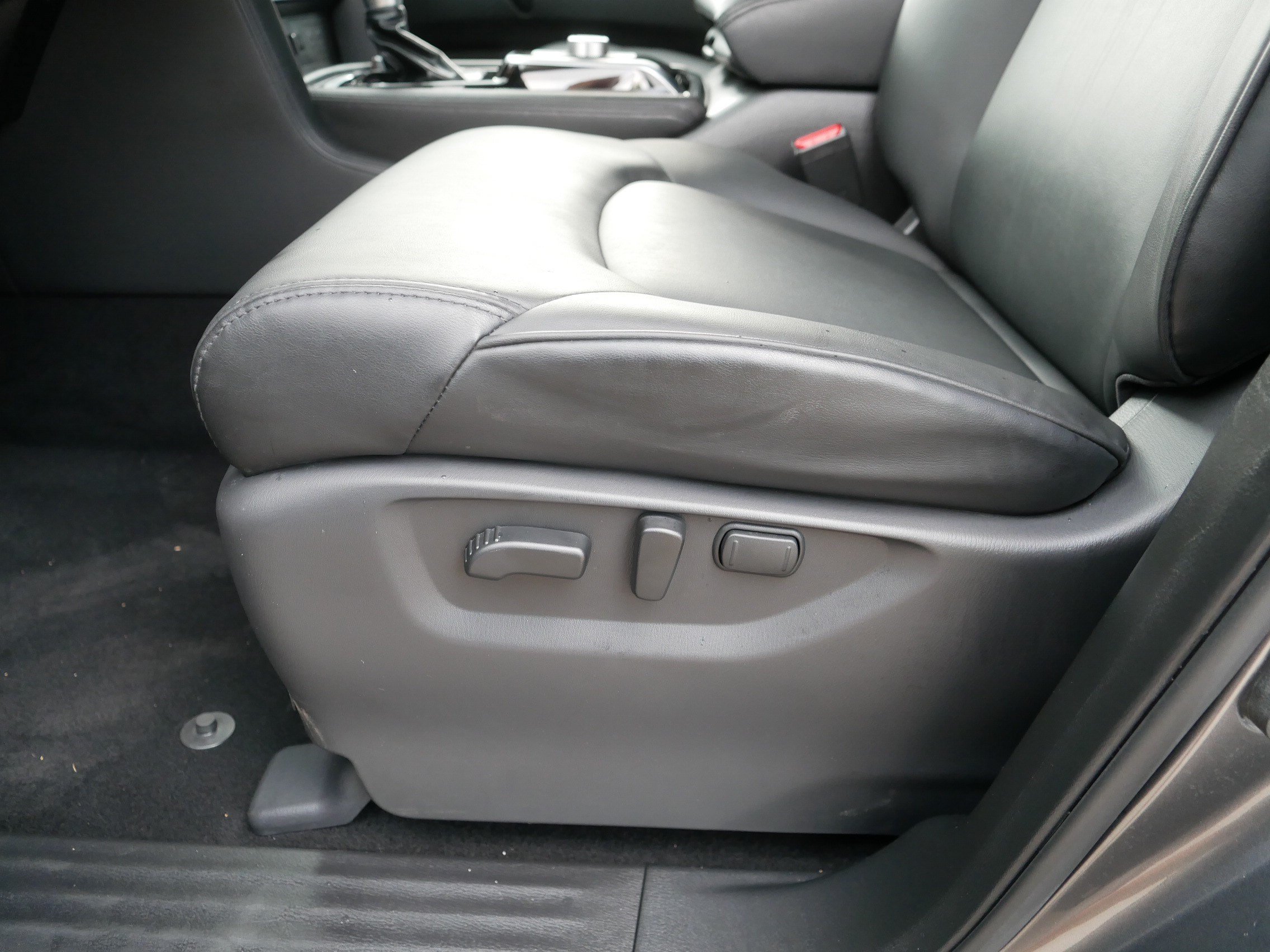 Certified 2024 Nissan Armada SV w/ Cargo Package AWD/4WD image 20