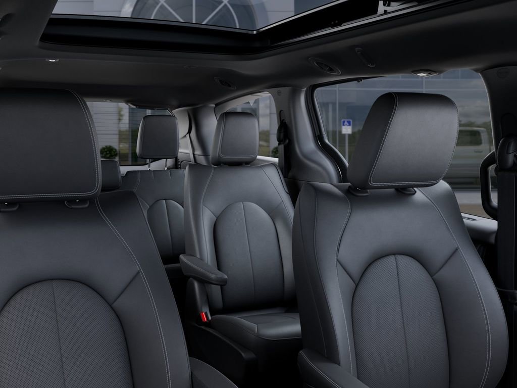 New 2026 Chrysler Pacifica Select FWD image 26