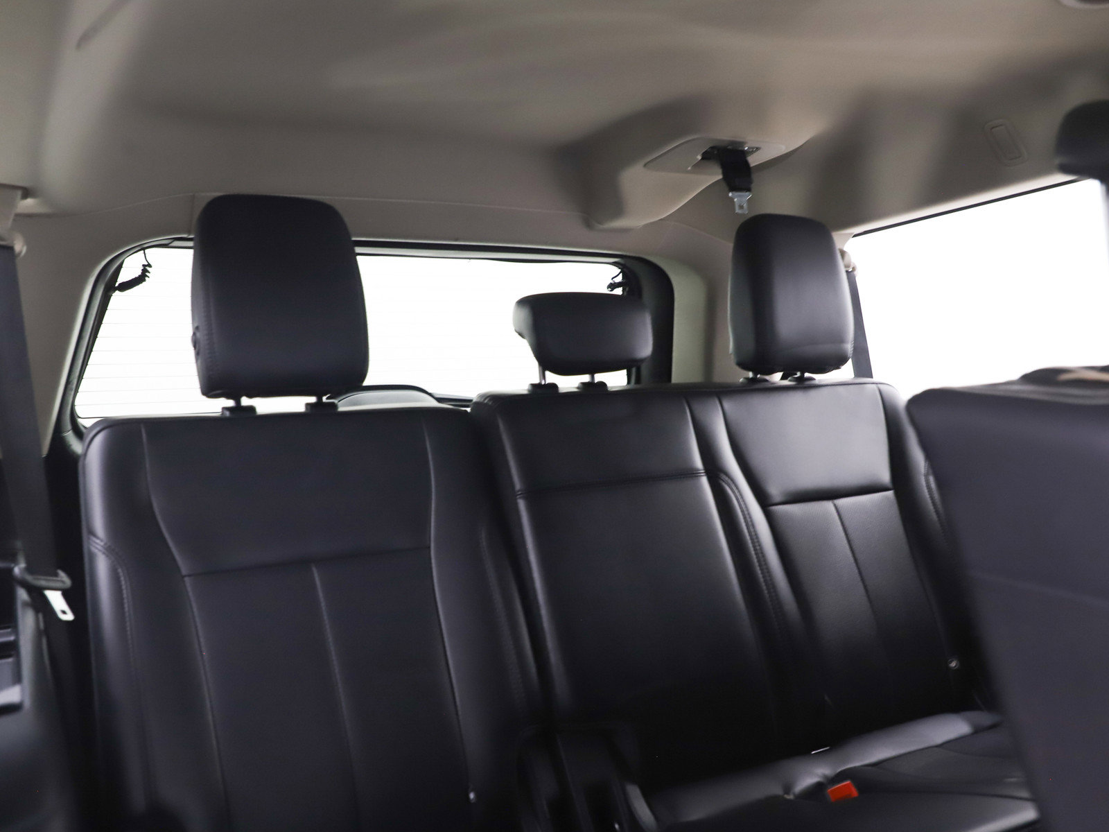 Used 2023 Ford Expedition Max XLT image 13