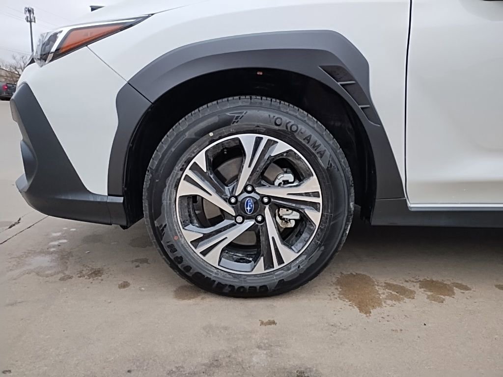 Certified 2025 Subaru Crosstrek 2.0i Premium image 13