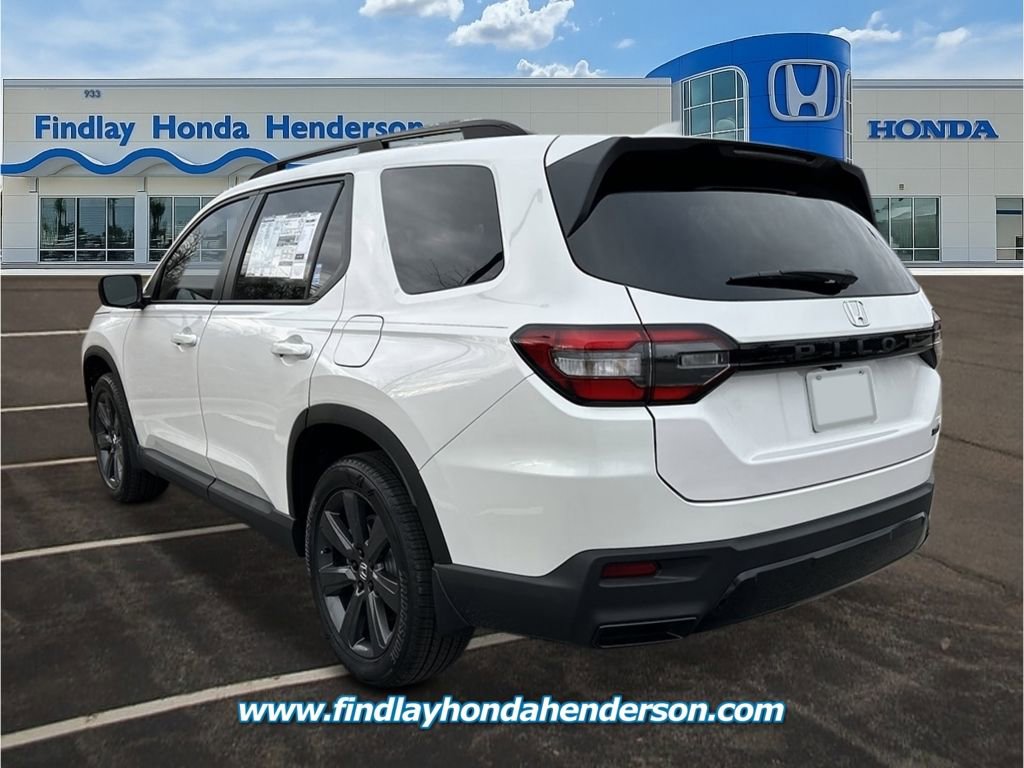 New 2026 Honda Pilot Sport image 3