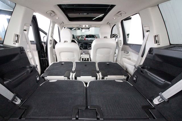 Certified 2024 Volvo XC90 T8 Ultimate w/ Protection Package Premier image 28