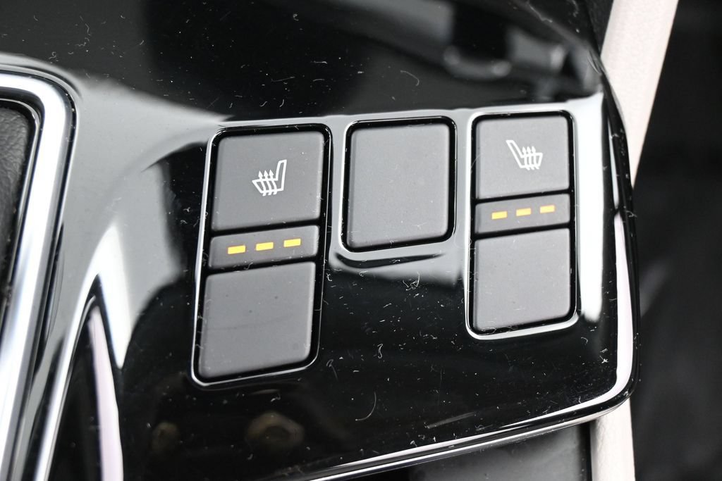 Used 2024 Kia Sportage EX FWD image 26