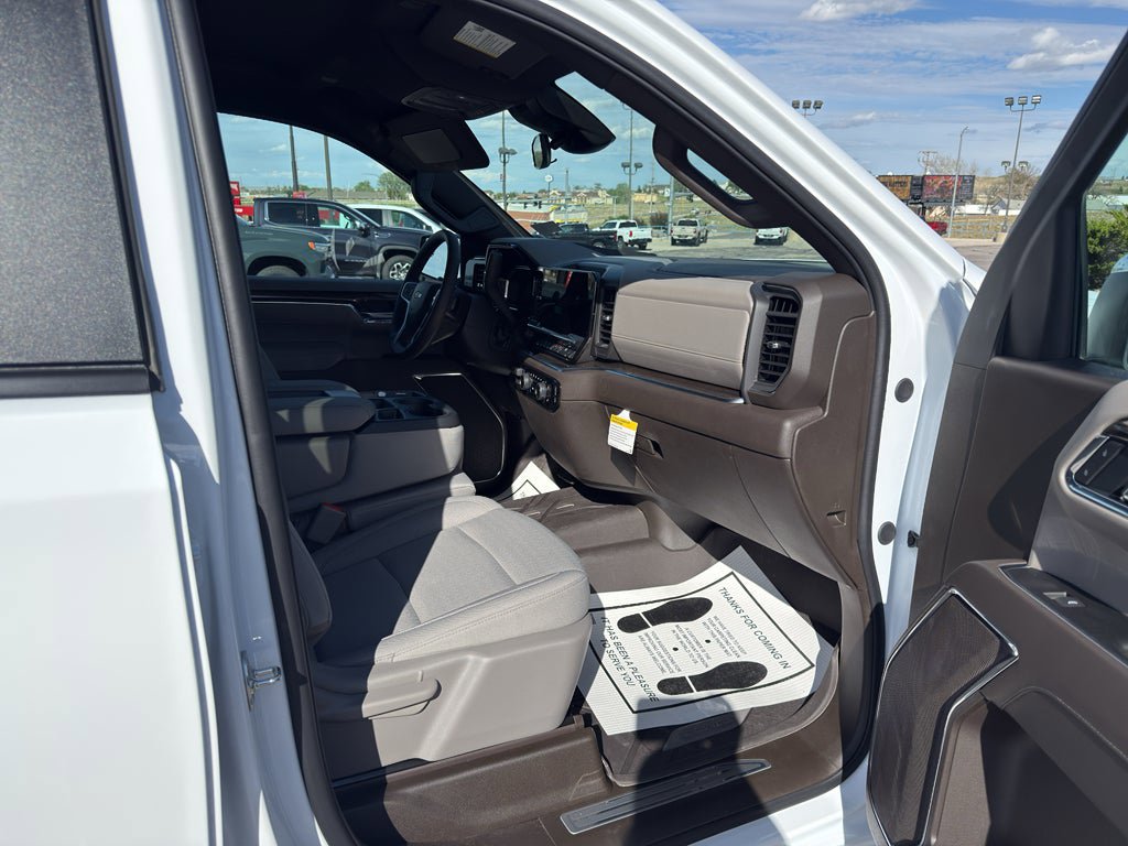 New 2026 Chevrolet Silverado 1500 LT w/ Max Trailering Package AWD/4WD image 10
