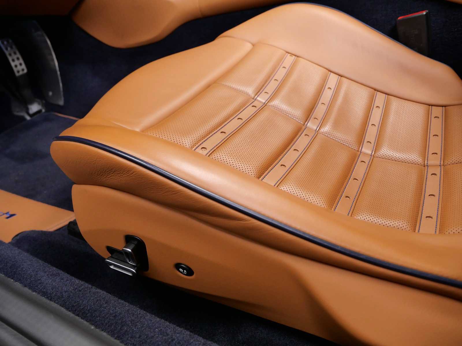 Certified 2023 Ferrari Portofino M RWD image 20