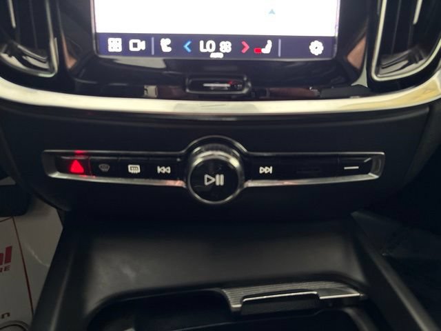Used 2024 Volvo S60 B5 Plus AWD/4WD image 33
