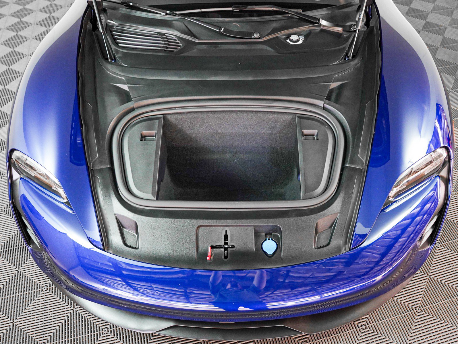 Certified 2023 Porsche Taycan GTS image 13