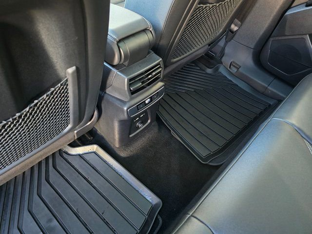 Used 2024 Audi Q4 e-tron Premium Plus image 36