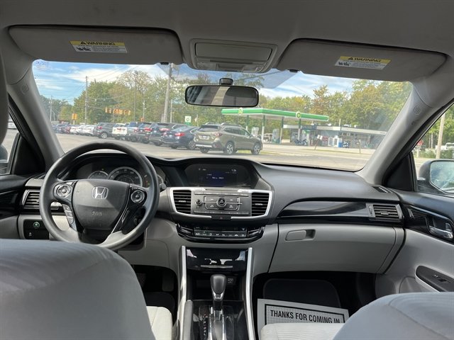 Used 2016 Honda Accord LX image 29