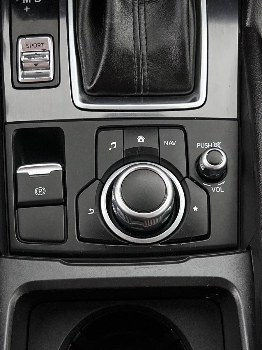 Used 2017 MAZDA MAZDA6 Touring FWD image 9