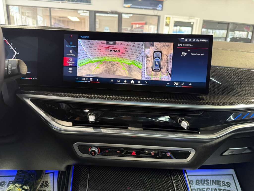 Used 2026 BMW X5 M60i image 21