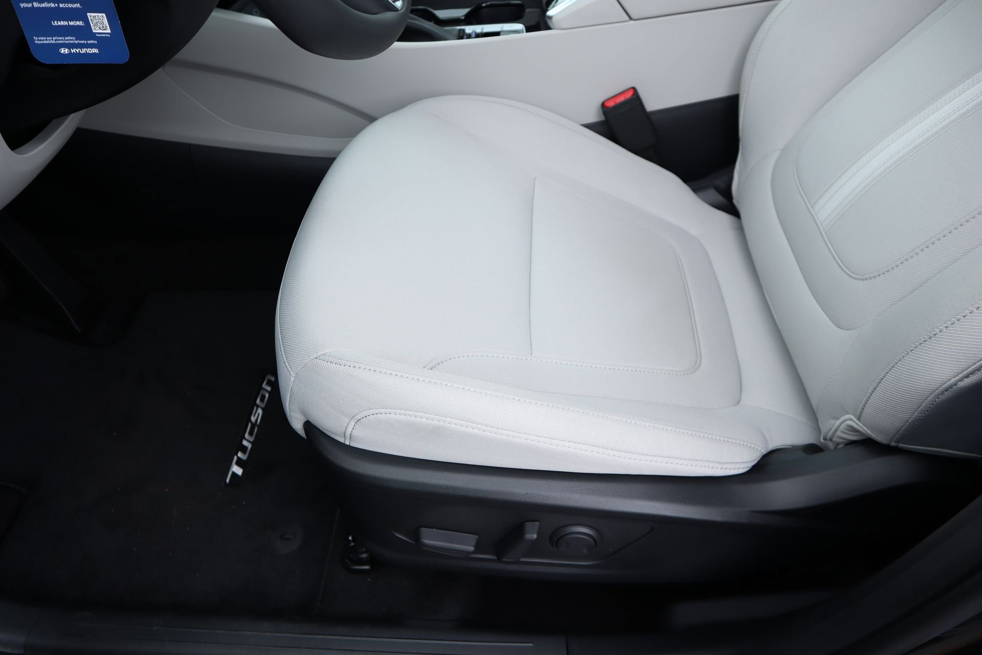New 2026 Hyundai Tucson SEL AWD/4WD image 17