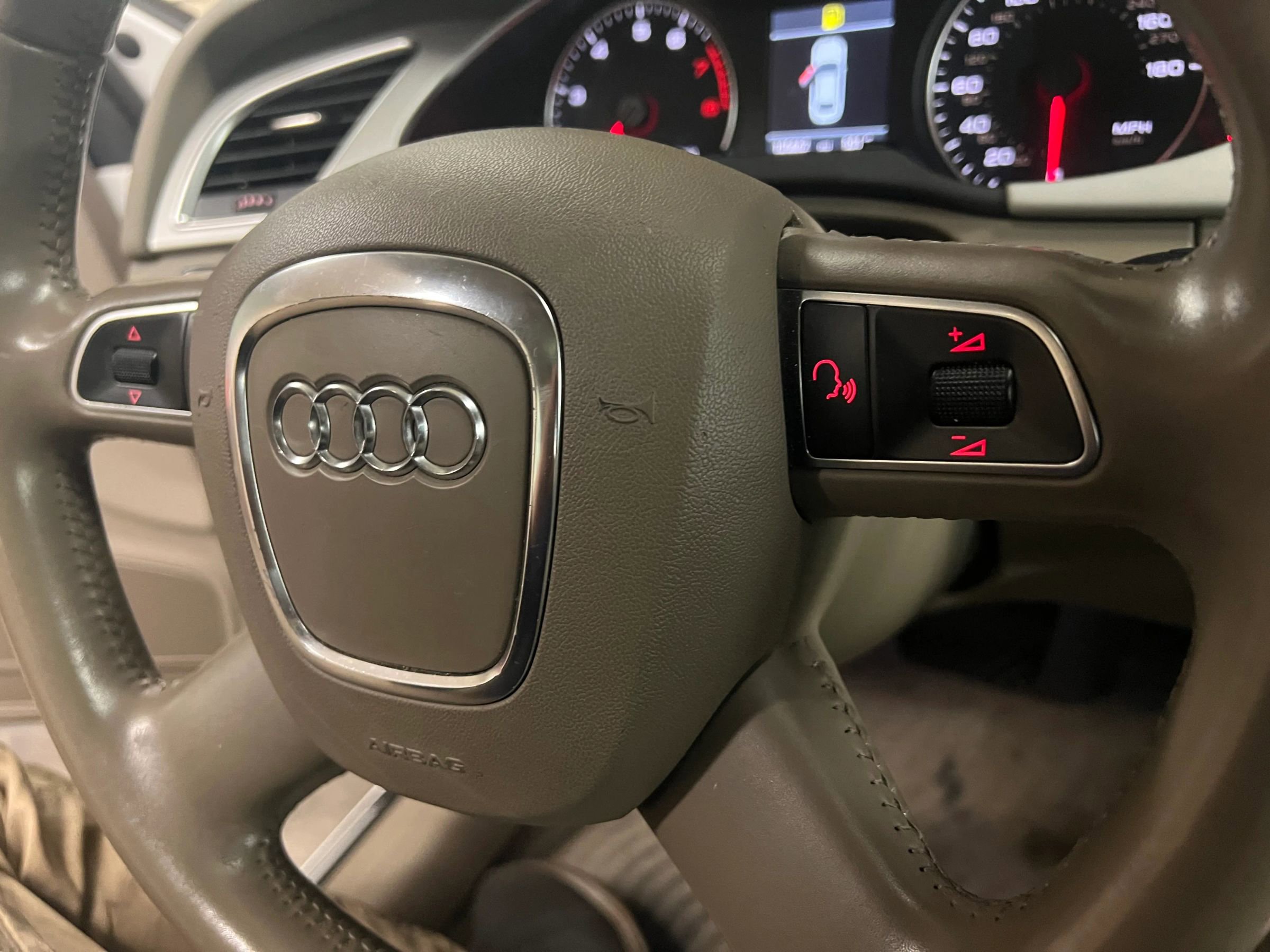 Used 2011 Audi A4 2.0T Premium Plus image 15