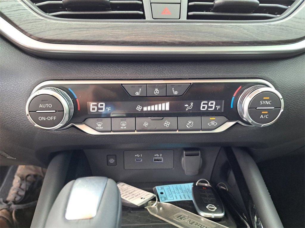 New 2025 Nissan Altima 2.5 SL FWD image 32