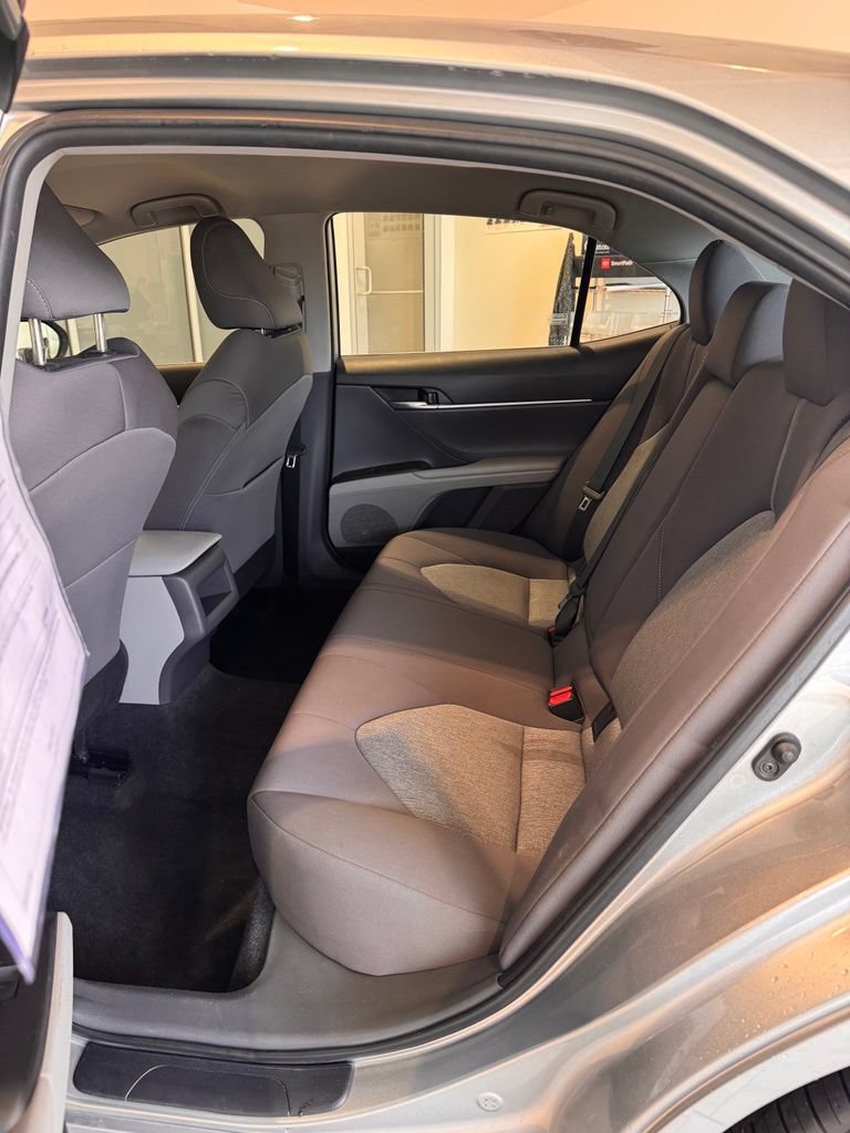 Used 2022 Toyota Camry LE w/ Convenience Package FWD image 29