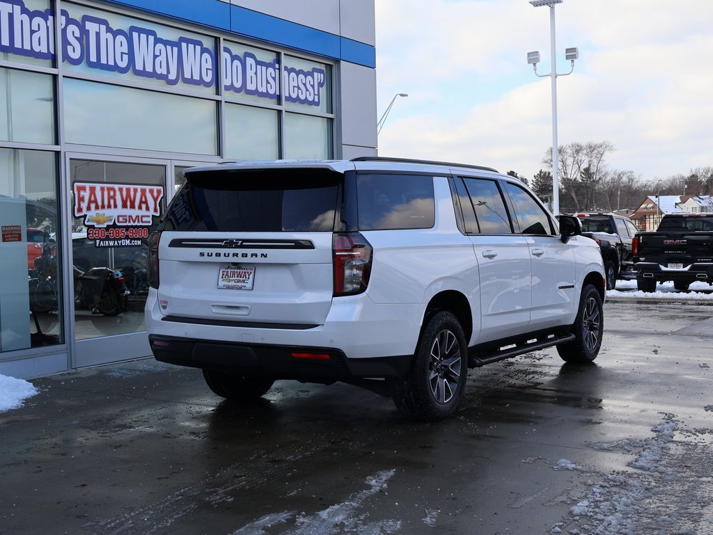 Certified 2024 Chevrolet Suburban Z71 w/ Luxury Package image 3