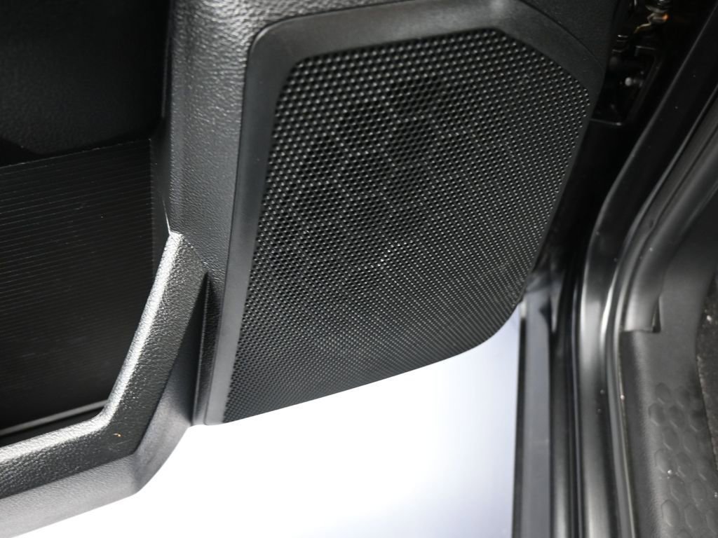 Used 2018 RAM 1500 Express image 14