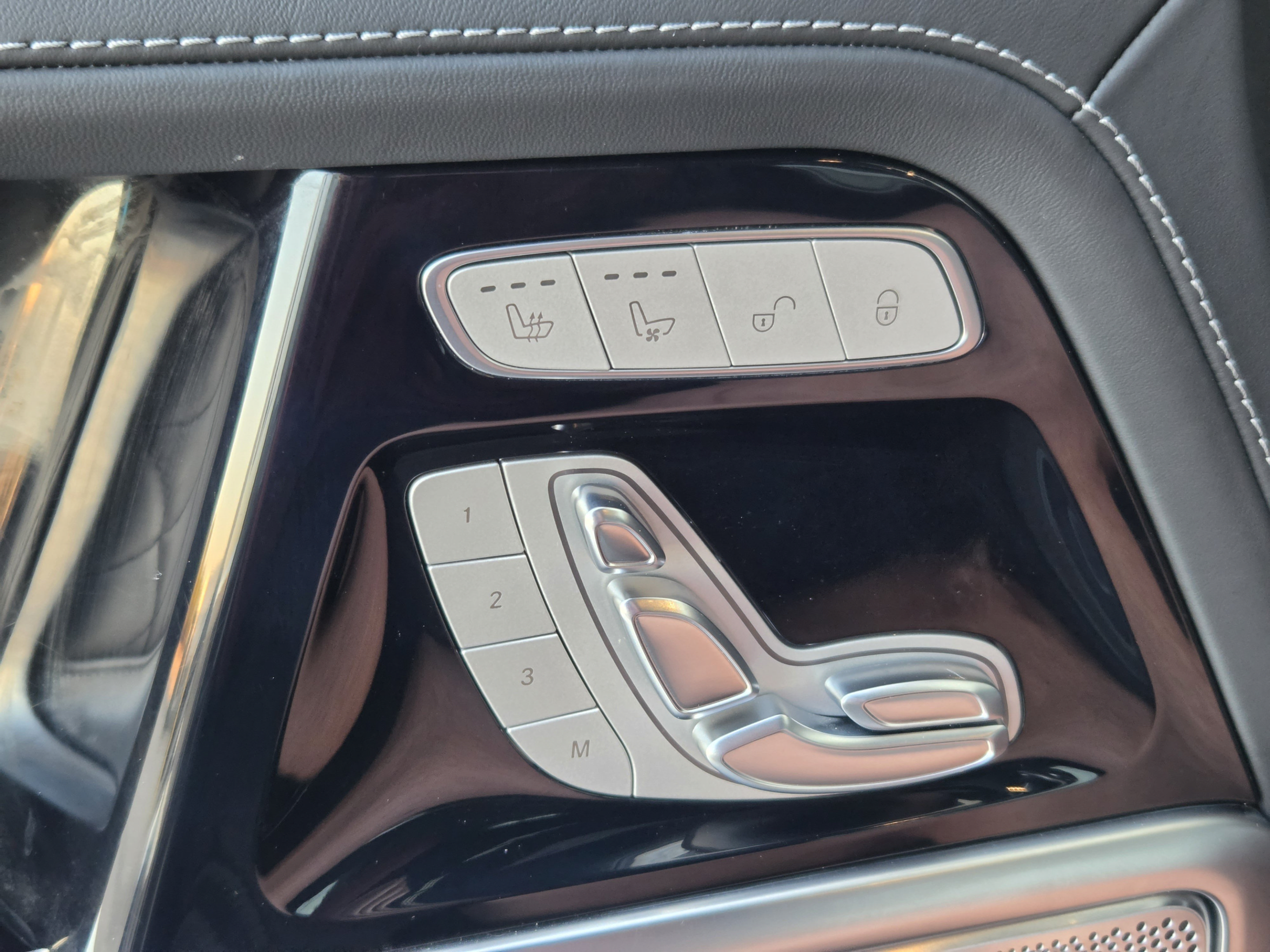 Used 2021 Mercedes-Benz G 63 AMG 4MATIC image 19