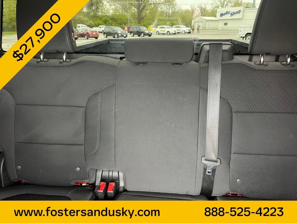 Used 2020 Chevrolet Silverado 1500 Custom w/ Custom Value Package AWD/4WD image 12