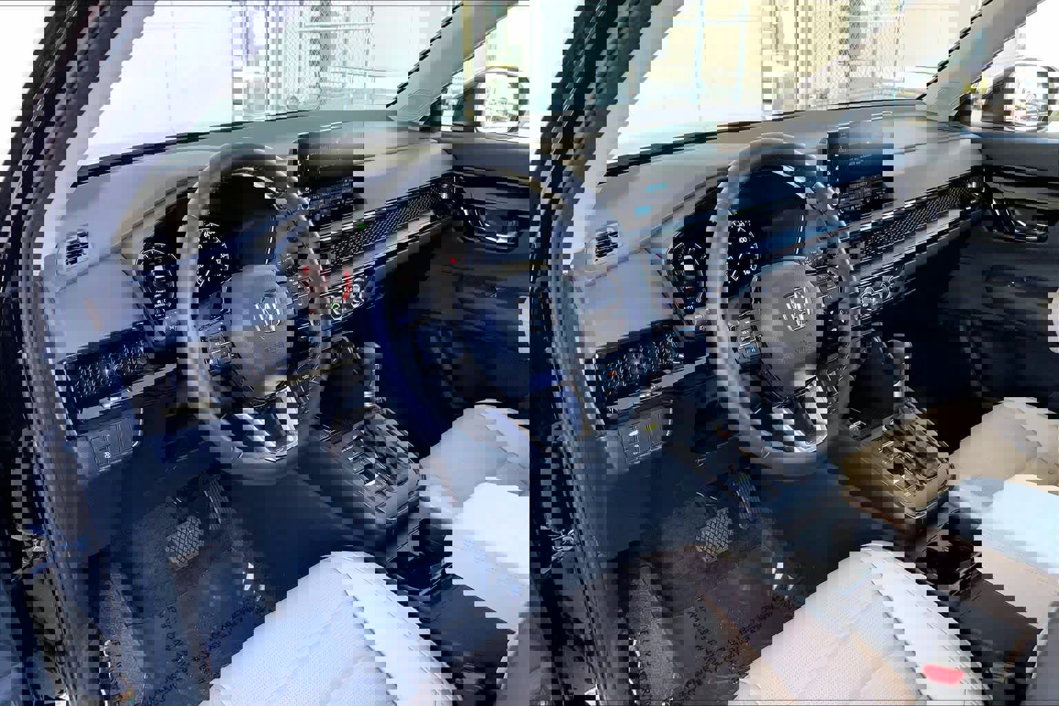 Used 2025 Honda CR-V EX-L image 18