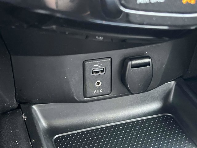 Used 2017 Nissan Rogue S FWD image 31