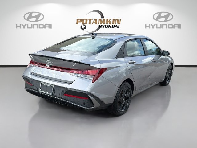 Certified 2026 Hyundai Elantra Sport FWD image 6