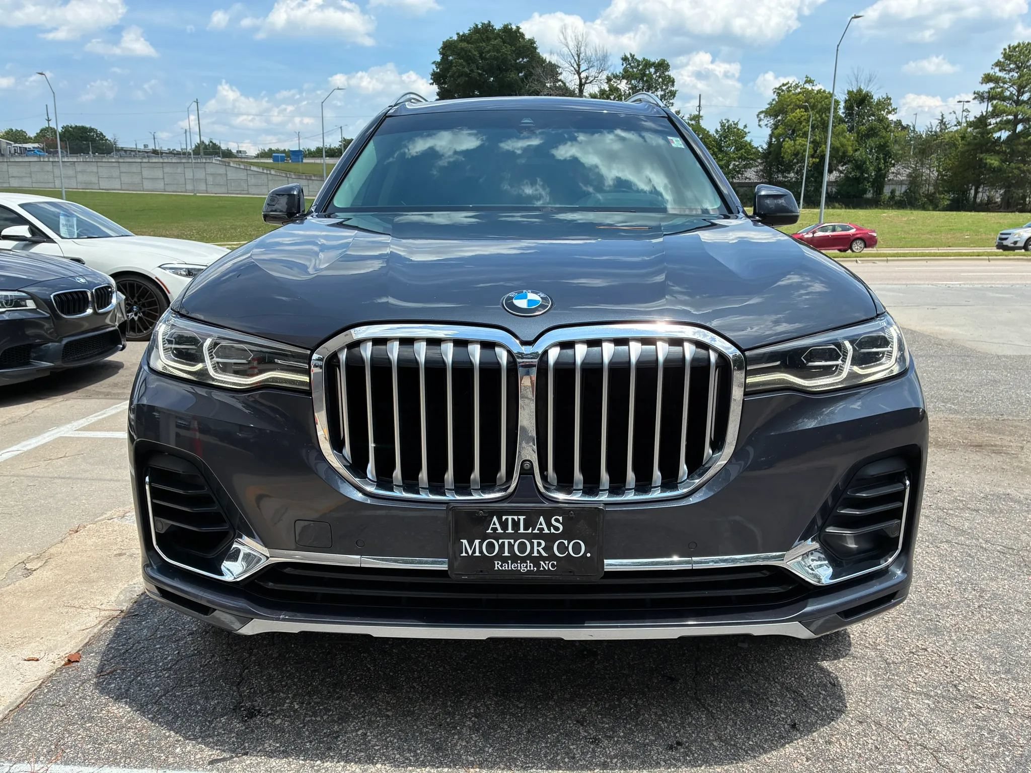 Used 2020 BMW X7 xDrive40i w/ Premium Package AWD/4WD image 6