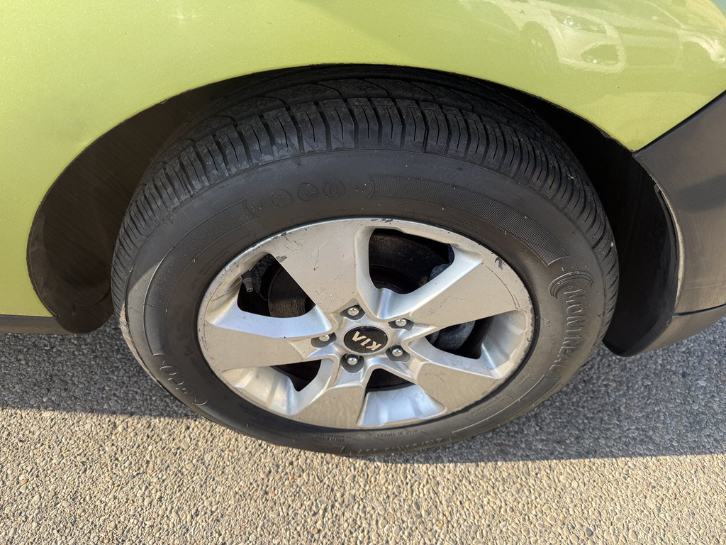 Used 2018 Kia Soul FWD image 7