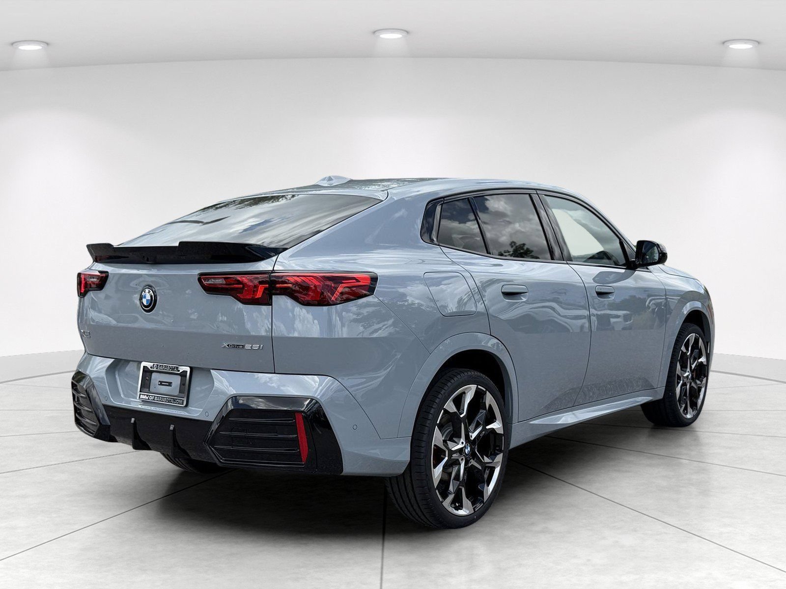 New 2026 BMW X2 xDrive28i w/ Technology Package AWD/4WD image 3