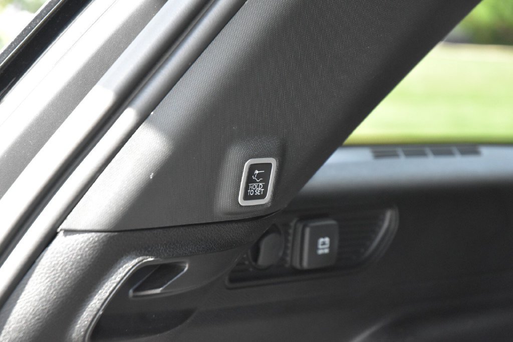 Used 2023 Jeep Grand Cherokee Altitude AWD/4WD image 35